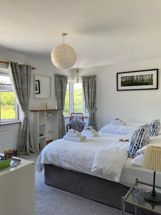 ケンメア Grenane Heights Bed & Breakfast エクステリア 写真