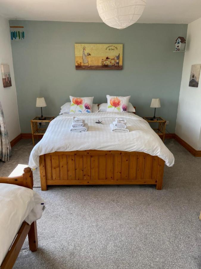 ケンメア Grenane Heights Bed & Breakfast エクステリア 写真